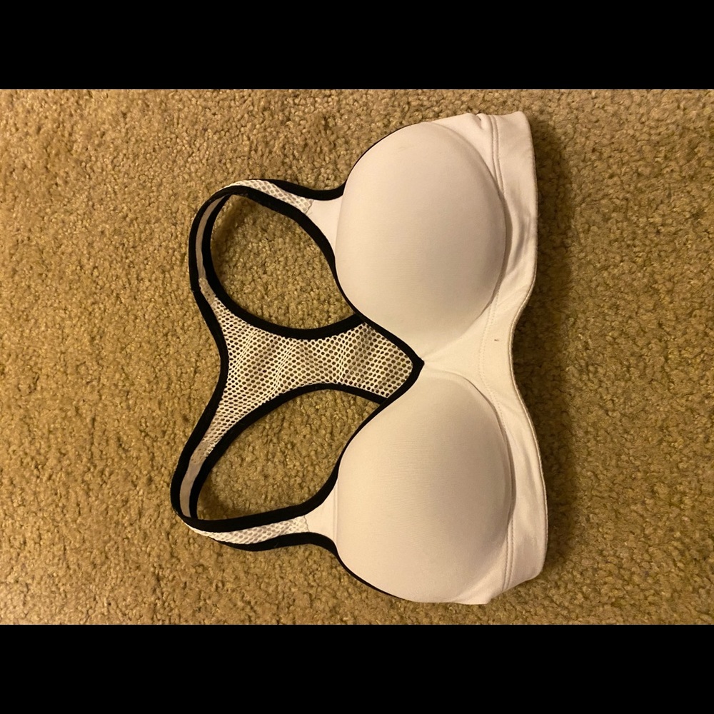 VS sports bra